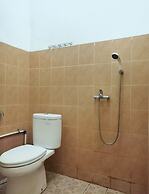 OYO 91936 Hotel Lima Dara