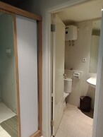 Newton Apartmen Residence By Ayulian