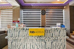 Fabhotel Rotano Suites