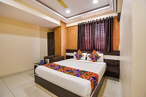 Fabhotel Rotano Suites