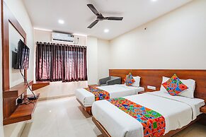 Fabhotel Rove Inn & Suites