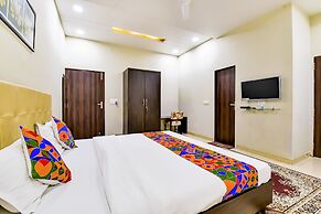 Fabhotel The Castle Homestay