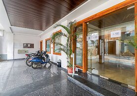 Fabexpress Global Inn New