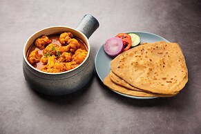 Fabexpress Global Inn New