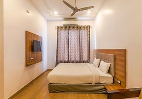 Fabexpress Global Inn New