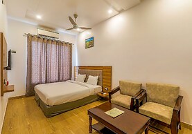 Fabexpress Global Inn New