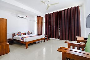 Fabhotel Raj Residency