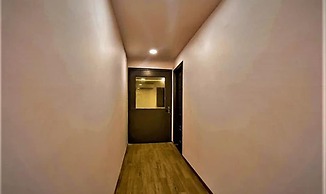 Fabhotel Heera Holiday Inn