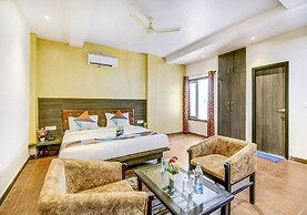 FabHotel The Gayatri Palace