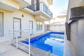 Fabhotel Shree Sai Residency