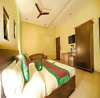 Fabhotel Arihant Inn