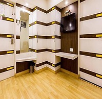 Fabhotel Sholas Residency I