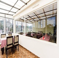 Fabhotel Sholas Residency I