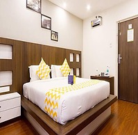 Fabhotel Sholas Residency I