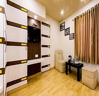 Fabhotel Sholas Residency I