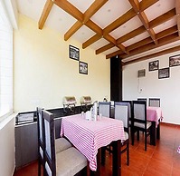 Fabhotel Sholas Residency I