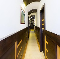 Fabhotel Sholas Residency I