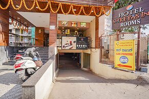 Fabhotel Shreyas Inn