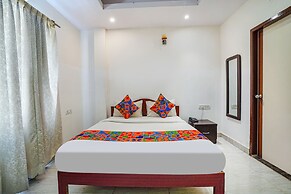 Fabhotel Shreyas Inn