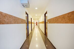 Fabhotel Shreyas Inn