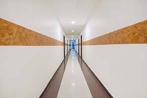 Fabhotel Shreyas Inn