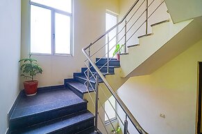 Fabhotel Merriment City