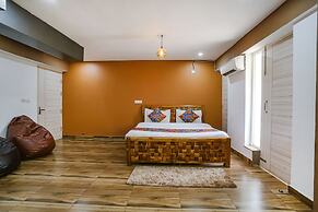 FabHotel Sky Rise Inn