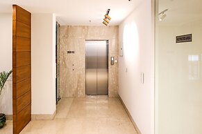 Fabhotel La Paz Stay B&B