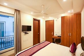 Fabhotel La Paz Stay B&B