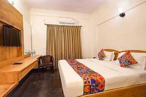 Fabhotel Spiro Grand