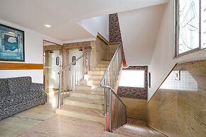 Fabhotel Spiro Grand