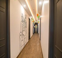 Fabhotel Kingston House