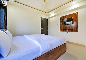 Fabhotel White House