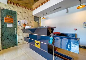 Fabhotel Golden Home