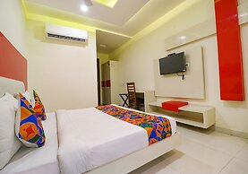 Fabhotel Golden Home