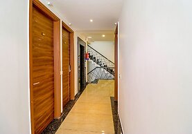 Fabhotel Golden Home