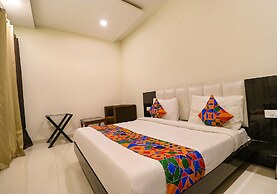 Fabhotel Golden Home