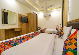 Fabhotel Golden Home