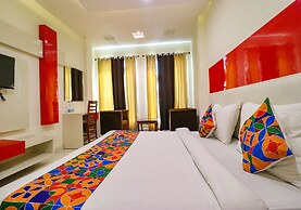 Fabhotel Golden Home