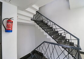 Fabhotel Golden Home