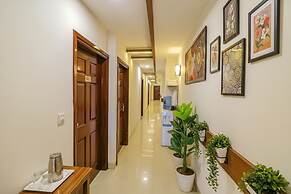 Fabhotel California Heights