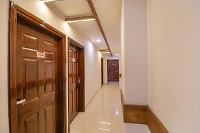 Fabhotel California Heights