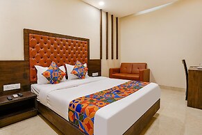 FabHotel Vertigo Suite