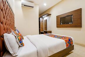 FabHotel Vertigo Suite