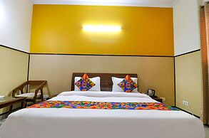 FabHotel Elite Peak