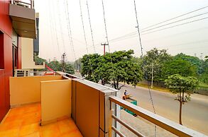 FabHotel Elite Peak