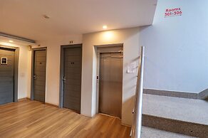 Fabhotel Majestic Jpm I