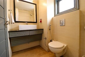 Fabhotel Majestic Jpm I