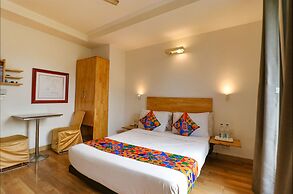 Fabhotel Majestic Jpm I