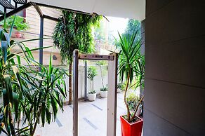 Fabhotel Majestic Jpm I